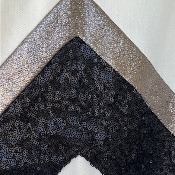 New rylko White and Black Chevron quarter length sleeve Dress - Picture 15 of 16